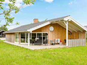 6 person holiday home in Idestrup in Bogø By